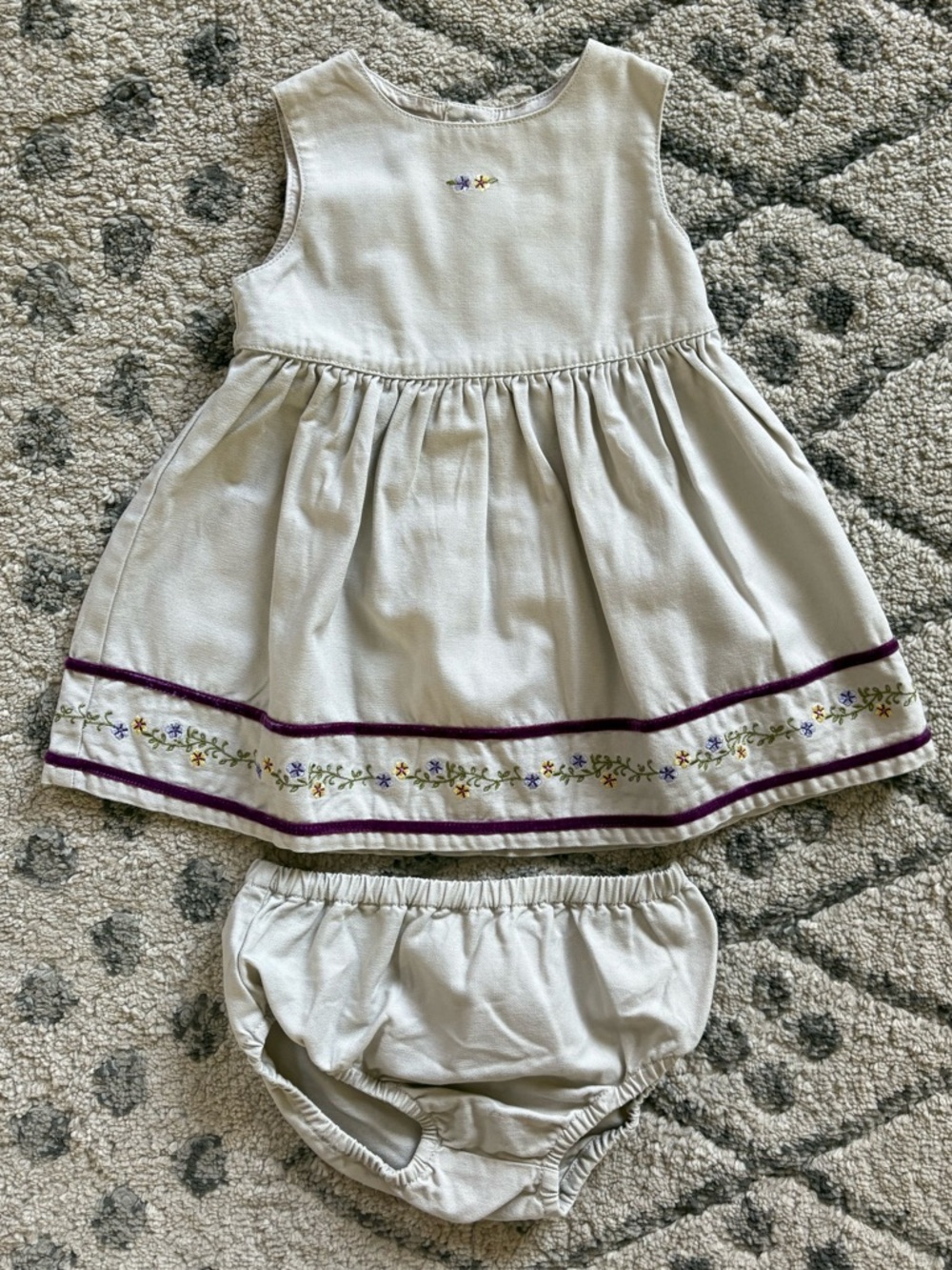 Vintage Y2K Gymboree neutral dress set